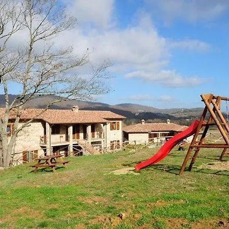 Sleeps 4 * Passignano sul Trasimeno